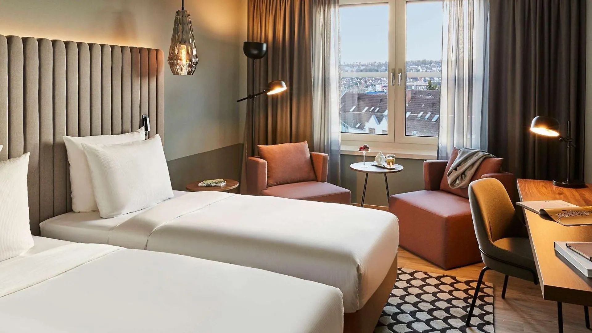 Hotel Pullman Stuttgart Fontana 4*,  Deutschland