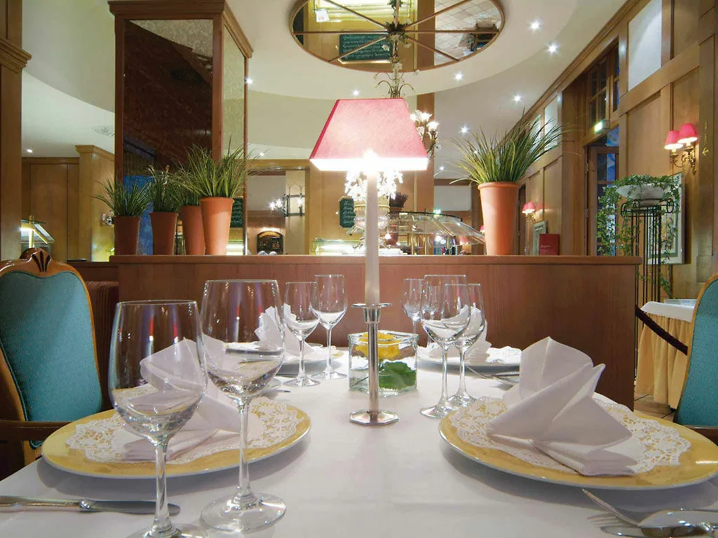 Hotel Pullman Stuttgart Fontana 4*,  Deutschland
